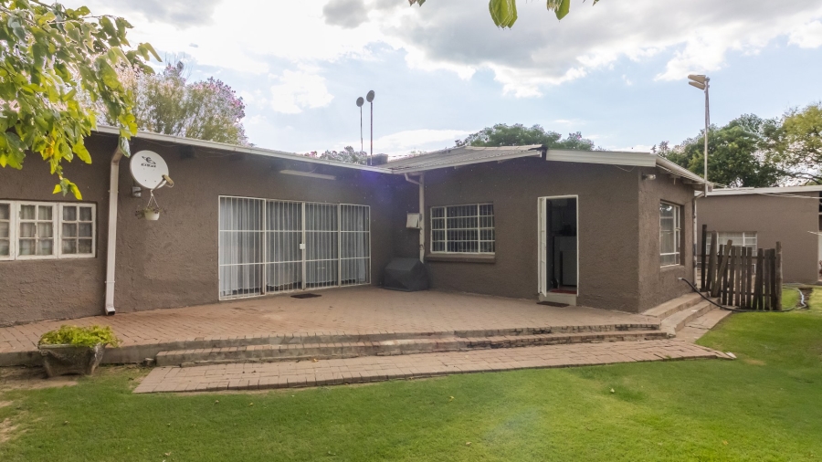 4 Bedroom Property for Sale in Suidrand Free State